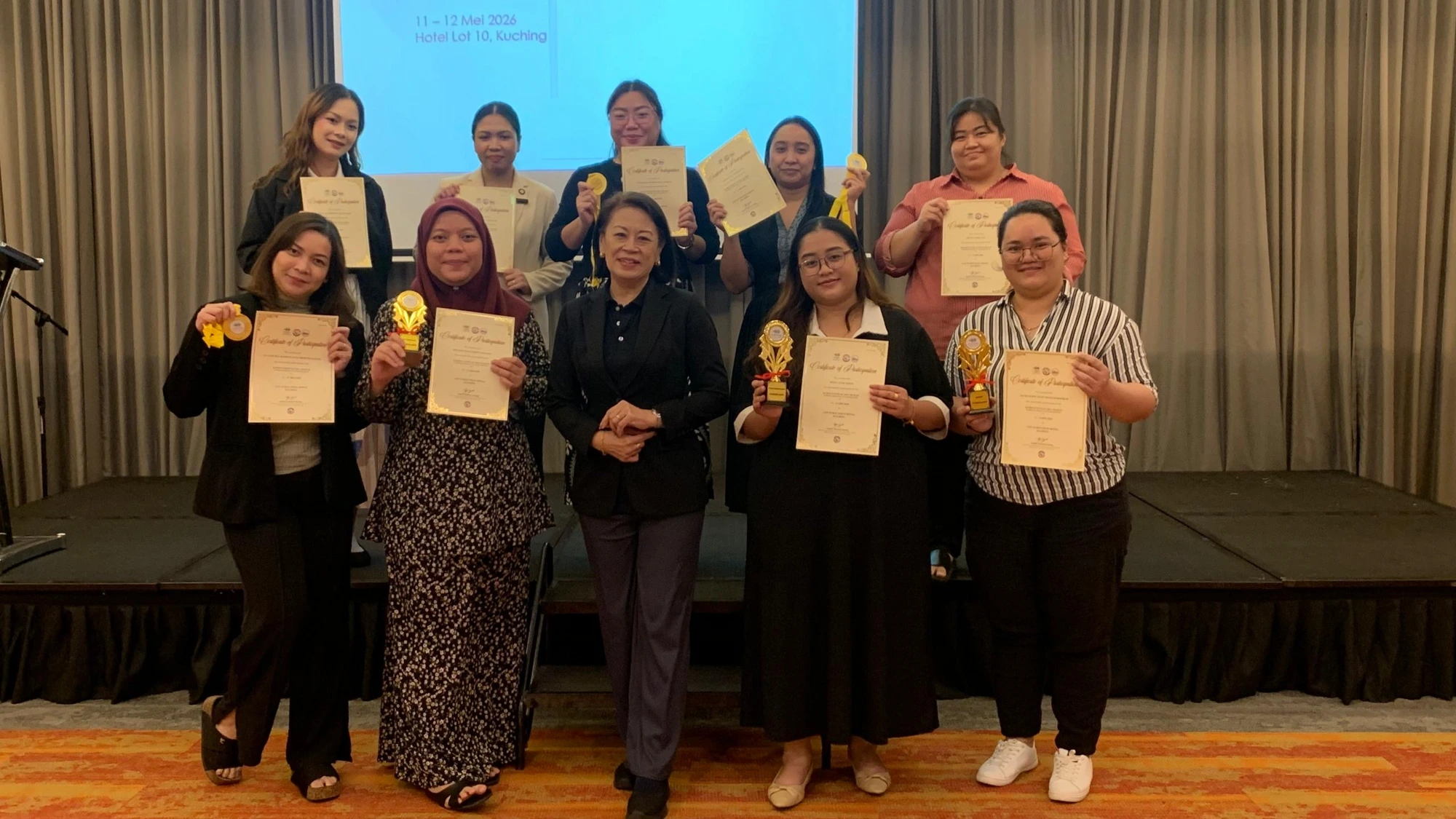Public Speaking with Confidence — Our Proud Graduates