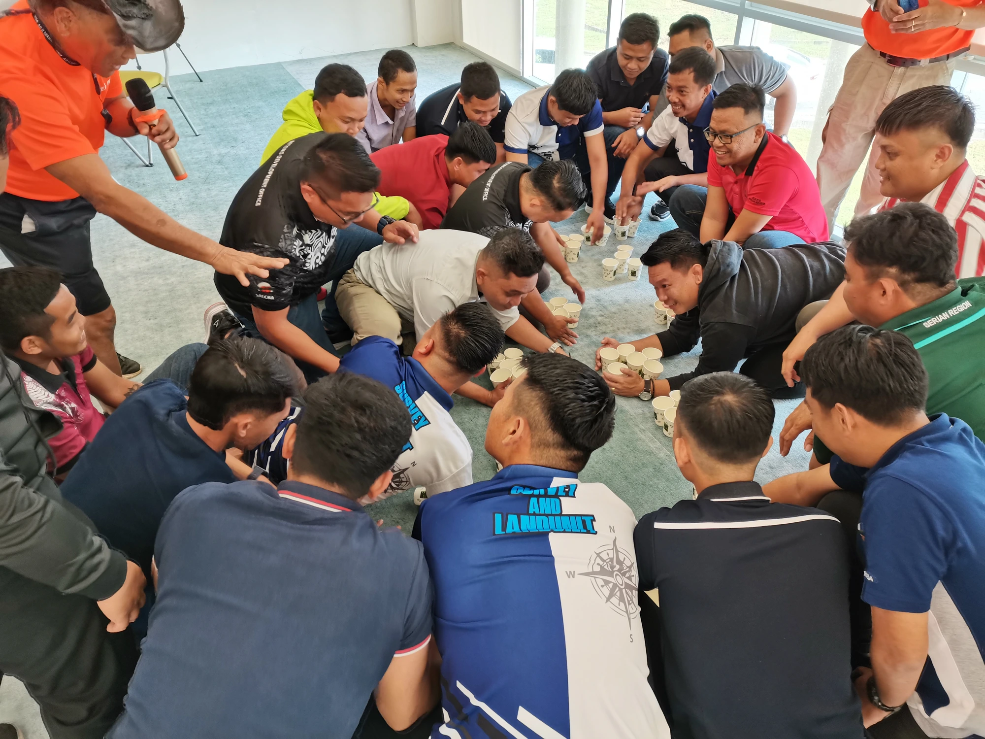 Team-Bonding — Problem-Solving & Critical-Thinking in Action